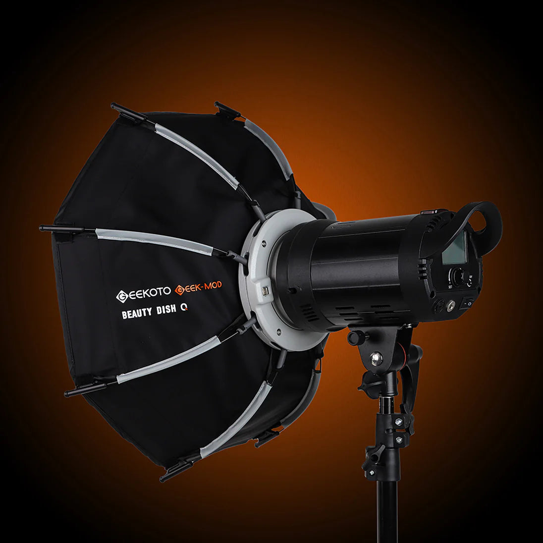 GeekMod Beauty Dish Q