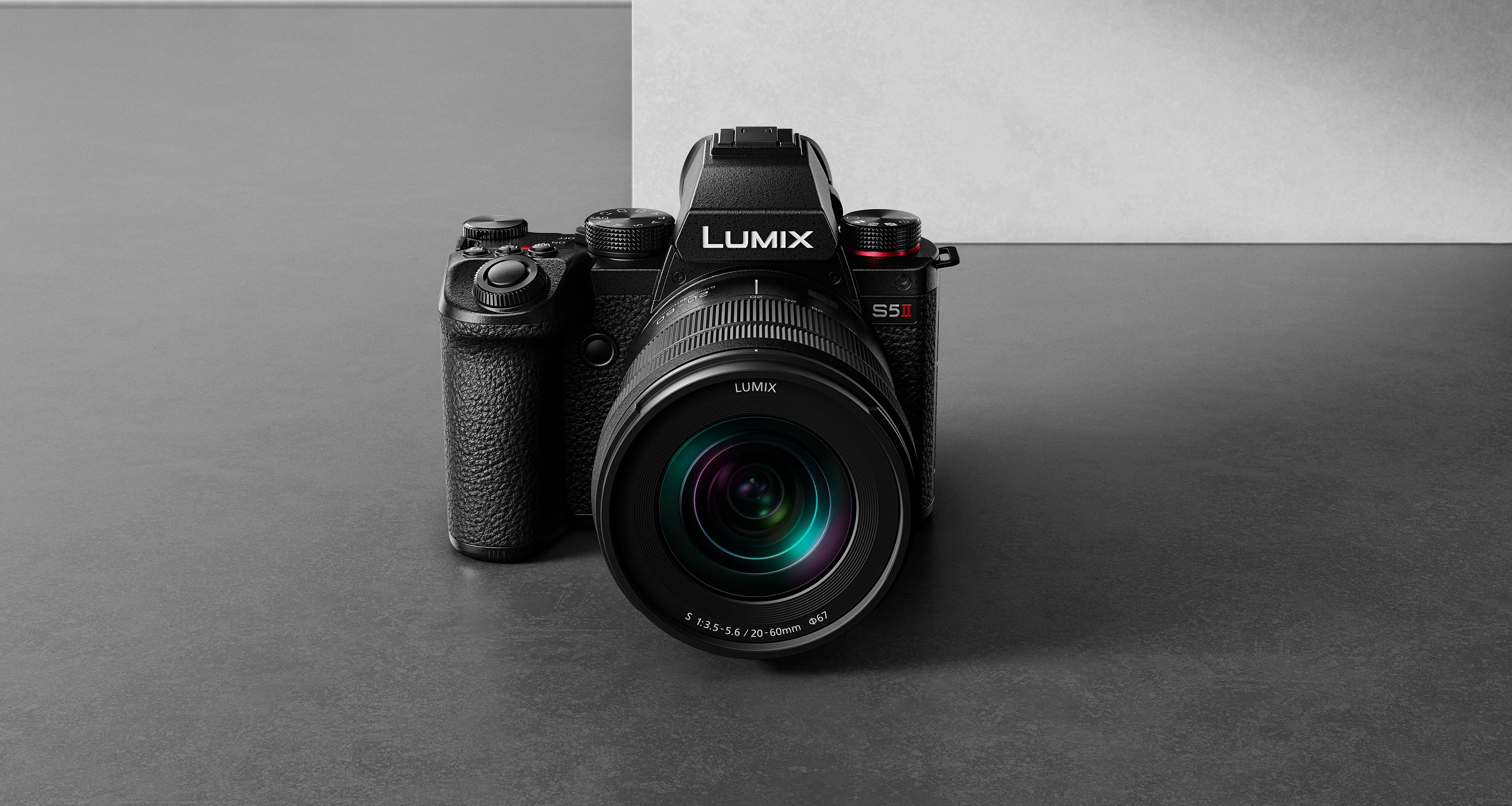 Lumix S5MII KIT + Lentes S 20-60mm + 50mm f/1.8