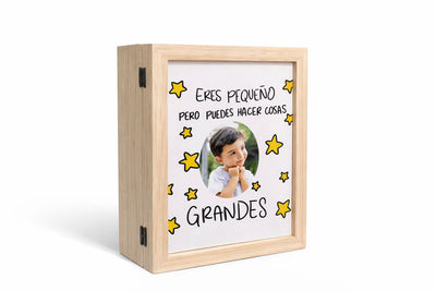 Alcancia de madera con fotos