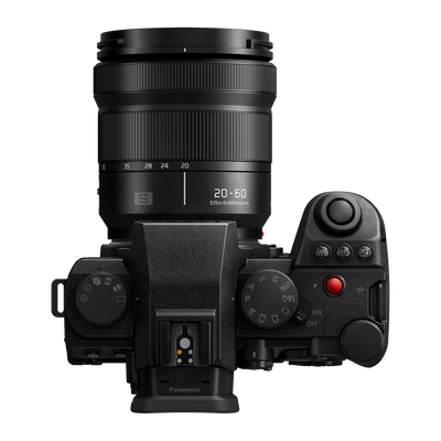 Lumix S5MIIX KIT + Lente S 20-60mm f/3.5-5.6